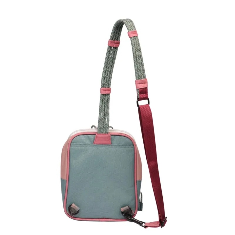Urban Outfitters Kavu The Pescadero Sling in Rosebud - Picture 3 of 8
